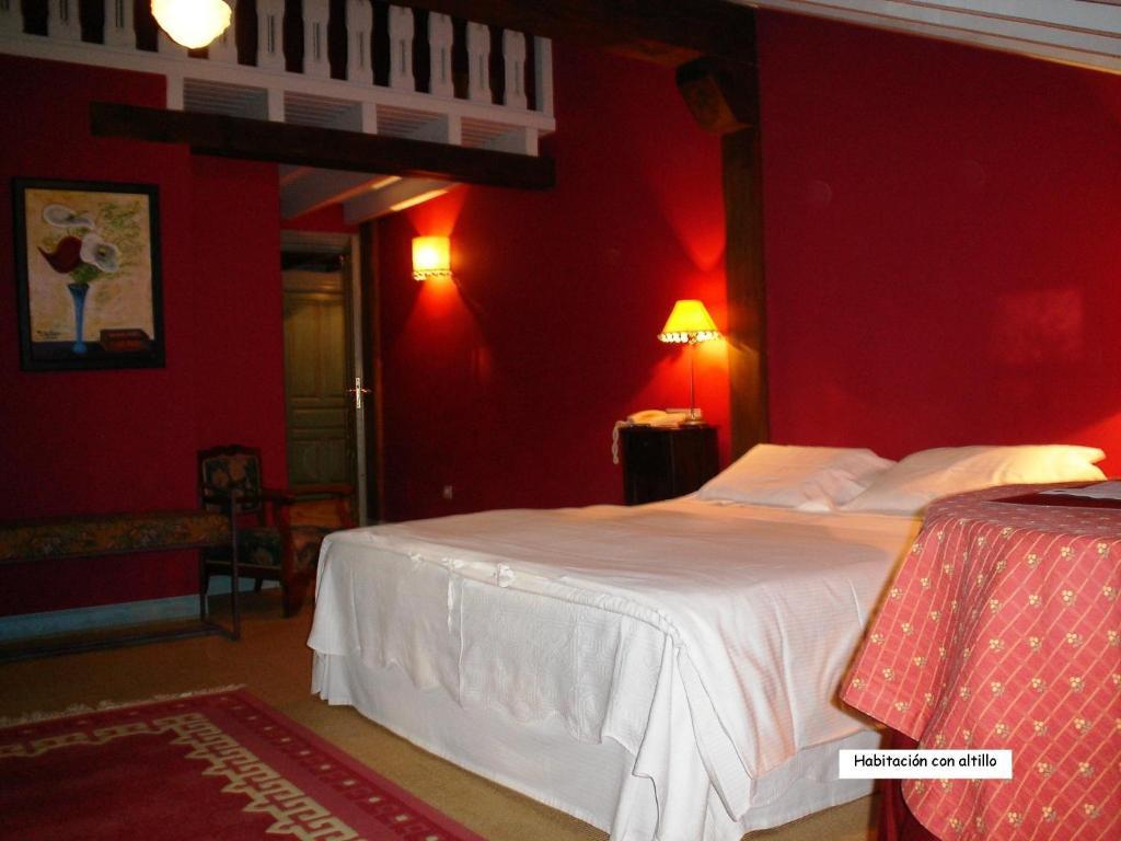 Casa De Guela Hotel Santillana del Mar Room photo